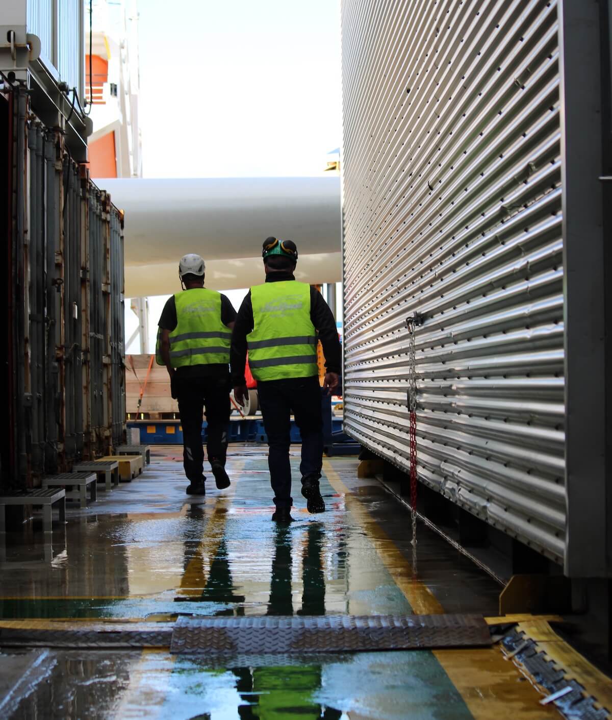 Vindmølleproduktion på skib Nordfrost